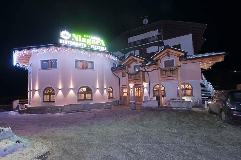 Hotel Niagara Ossana Kültér fotó