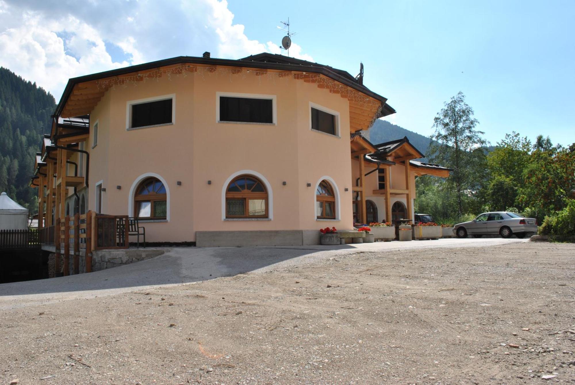 Hotel Niagara Ossana Kültér fotó