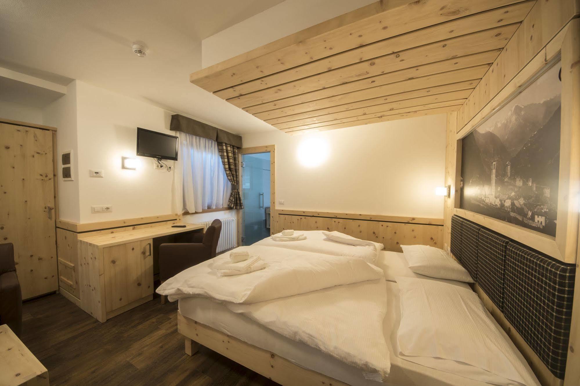 Hotel Niagara Ossana Kültér fotó